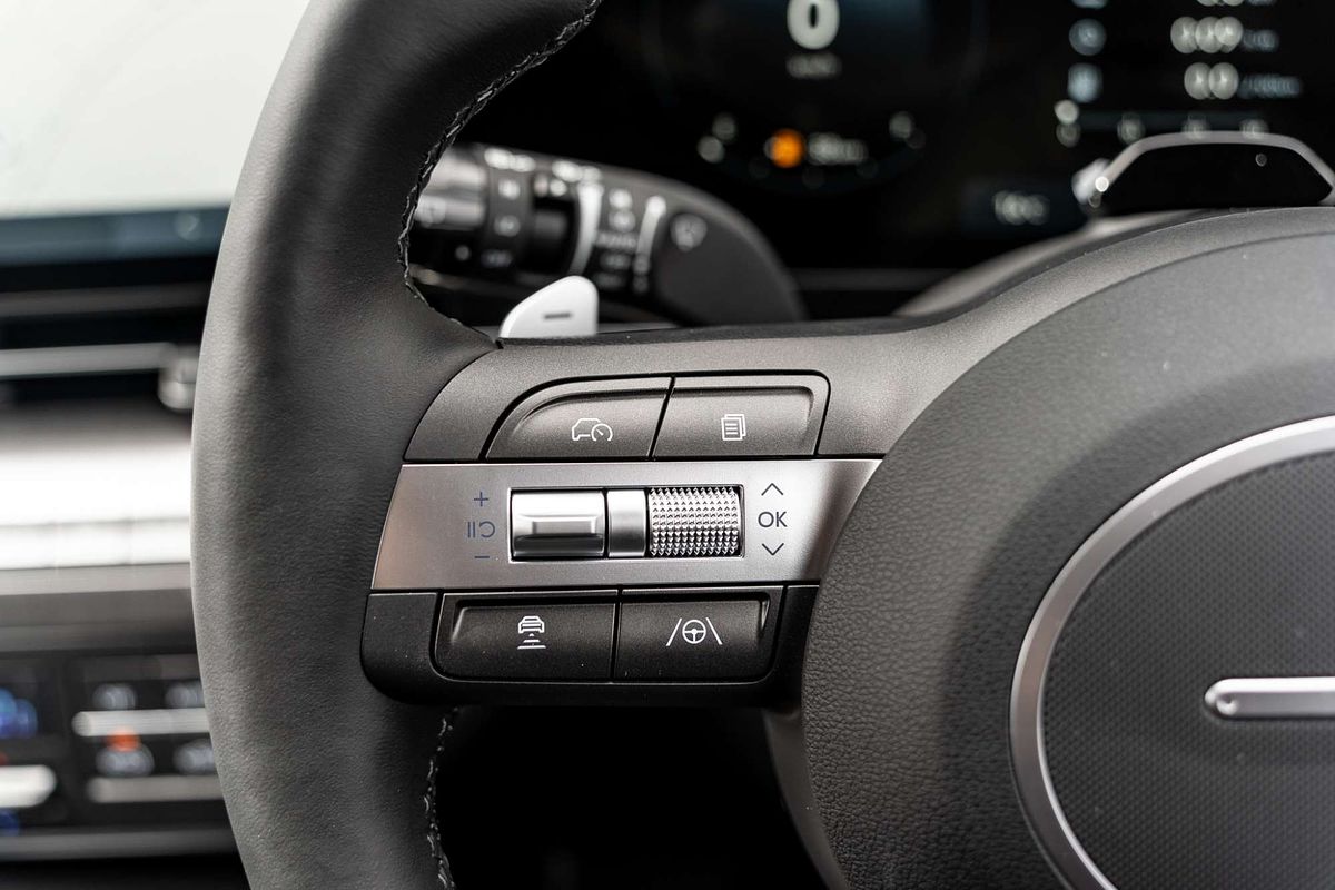 2025 Hyundai Kona Premium SX2.V3