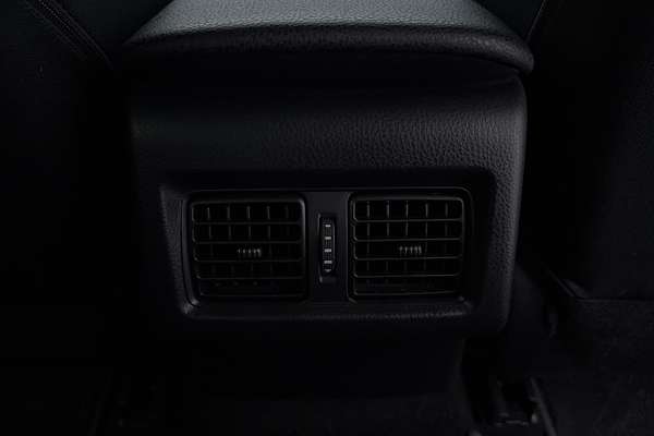 2021 Toyota Camry Ascent Sport AXVH70R