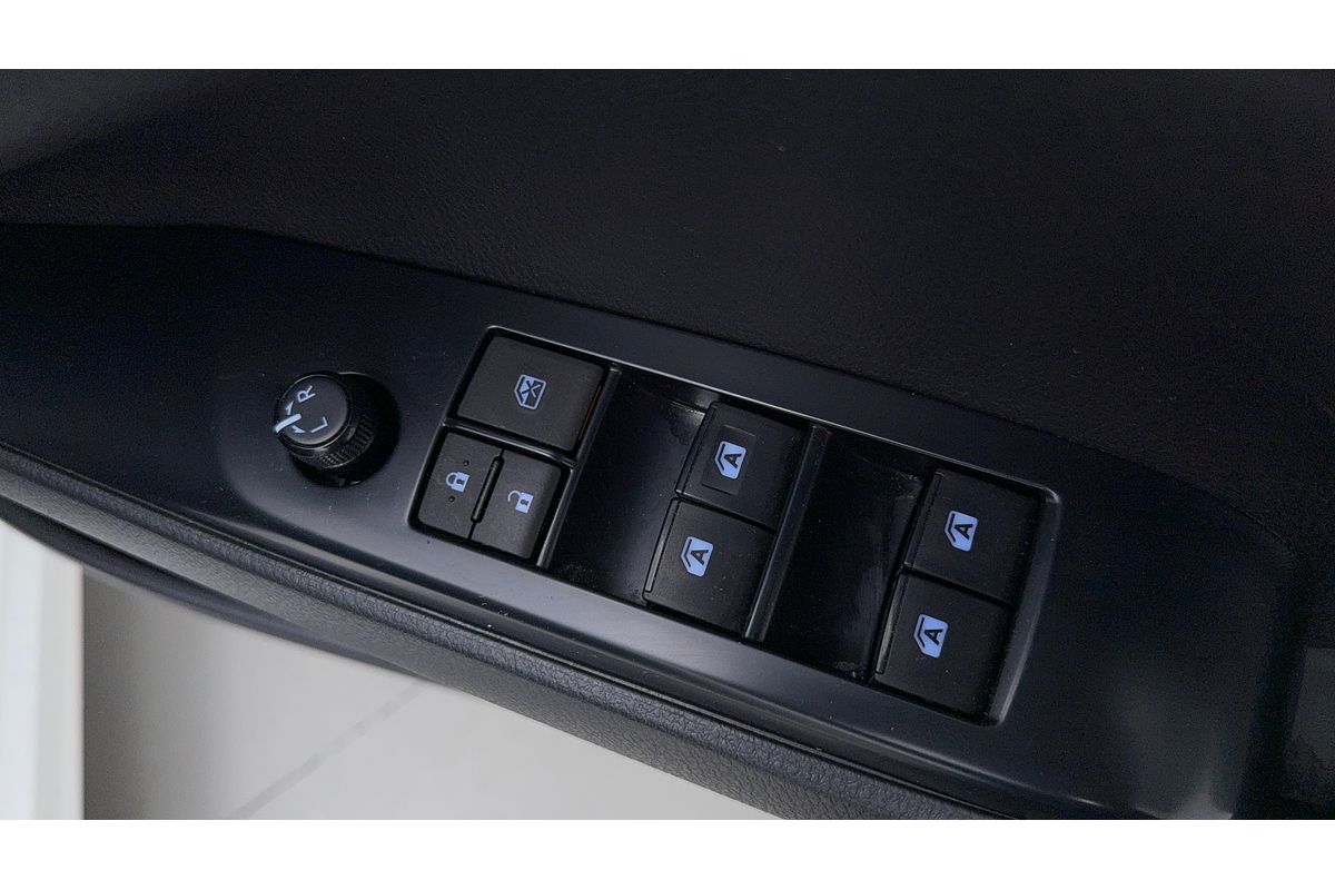 2021 Toyota Camry Ascent Sport AXVH70R