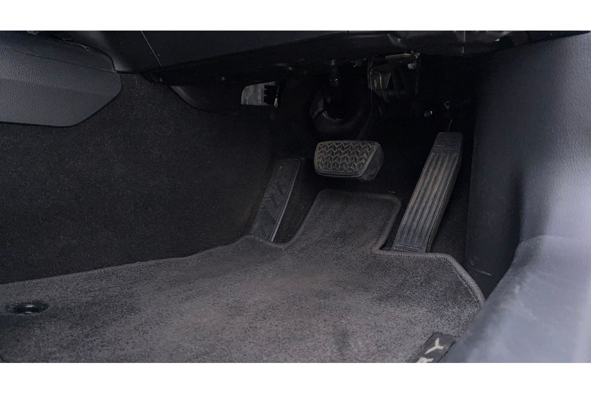 2021 Toyota Camry Ascent Sport AXVH70R
