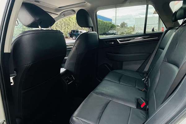 2017 Subaru Outback 2.5i Premium 5GEN