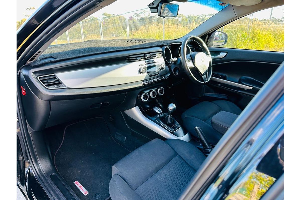 2013 Alfa Romeo GIULIETTA 1.4