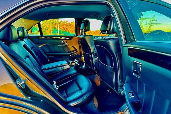 2011 Mercedes-Benz E250 CDI AVANTGARDE 212