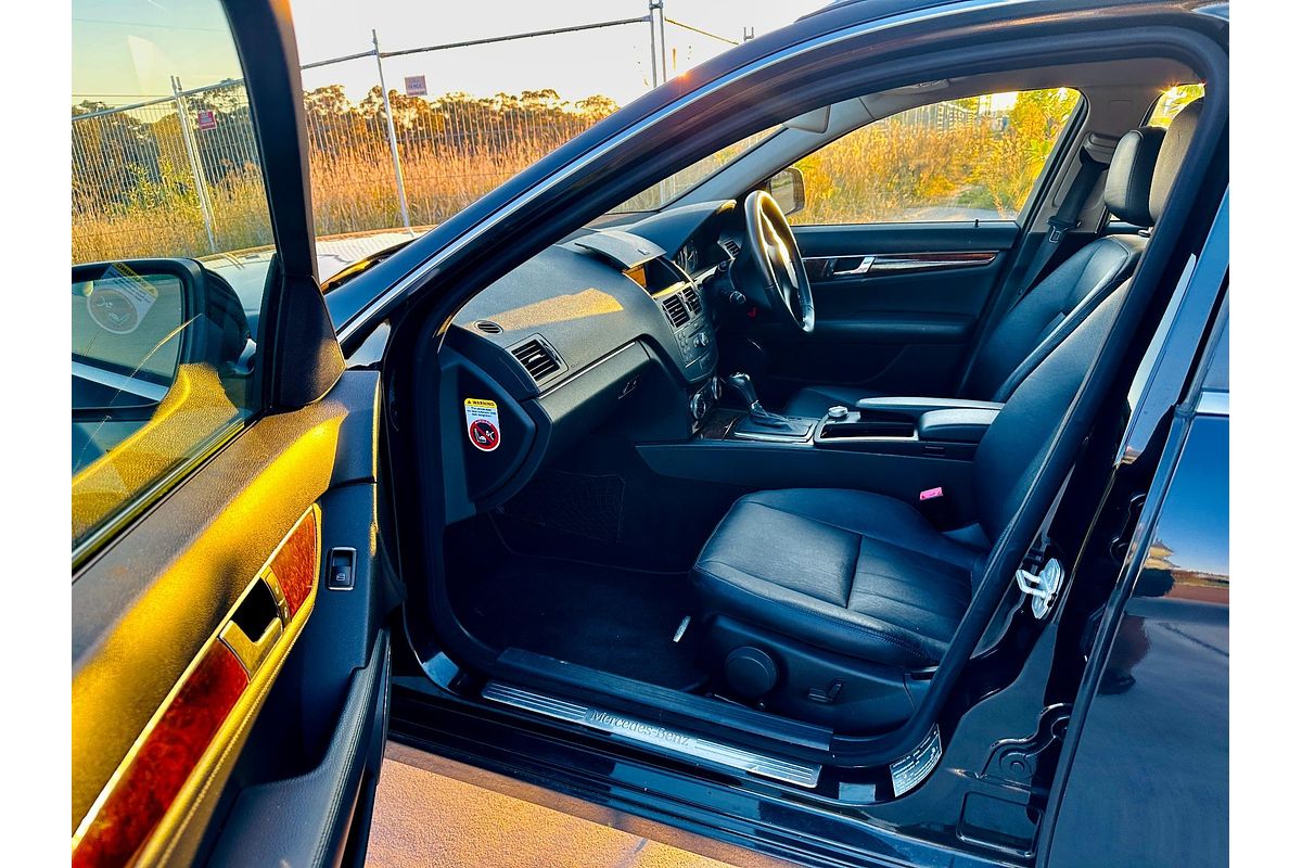 2008 Mercedes-Benz C200 KOMPRESSOR AVANTGARDE W204