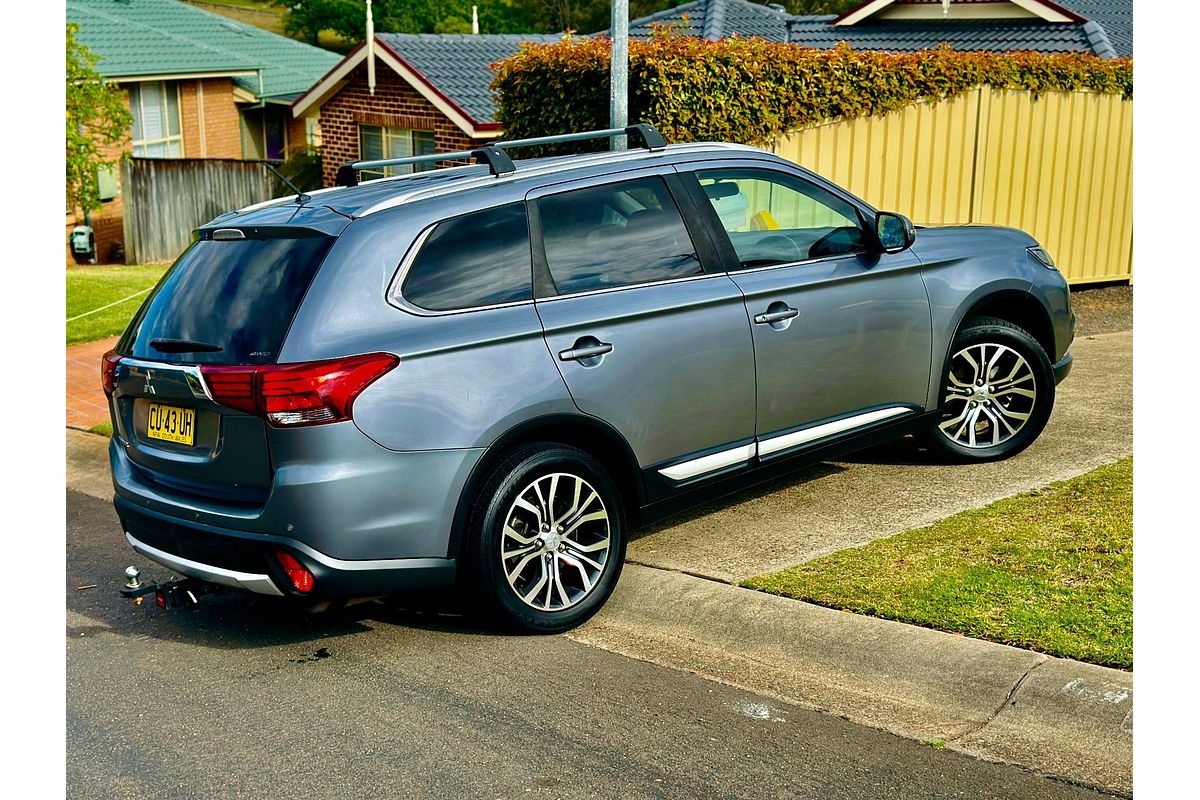 2016 Mitsubishi Outlander LS 4x4 Auto 2.4L SUV