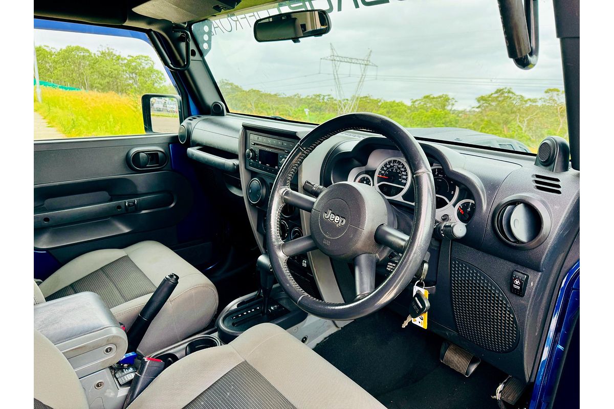 2009 Jeep WRANGLER UNLIMITED RENEGADE (4x4) JK MY09