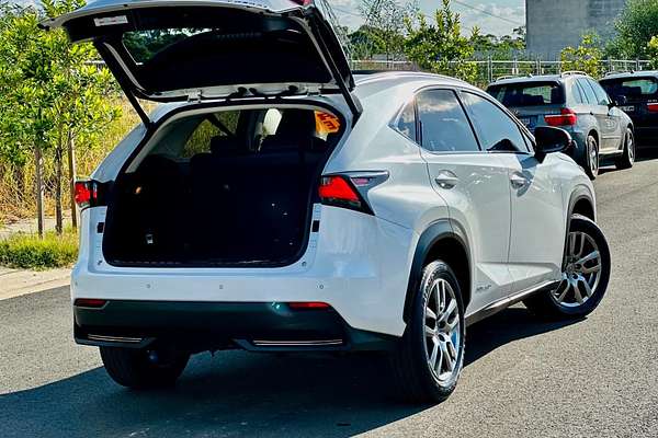 2016 Lexus NX300h LUXURY HYBRID (FWD) AYZ10R