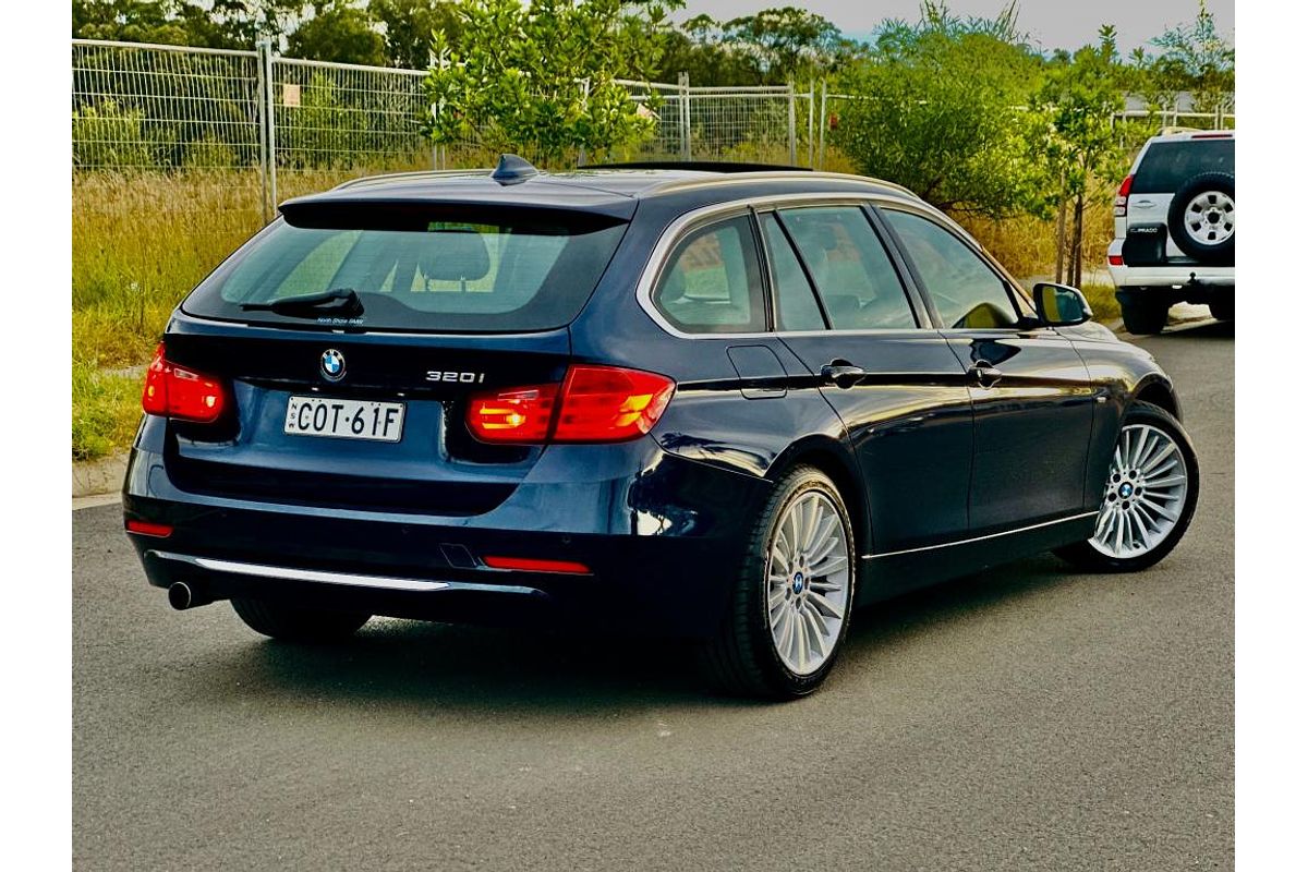 2013 BMW 3 20i F30