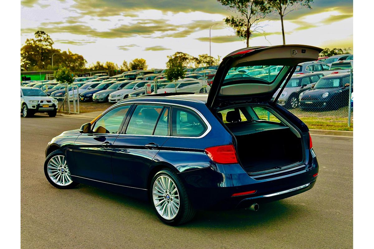 2013 BMW 3 20i F30