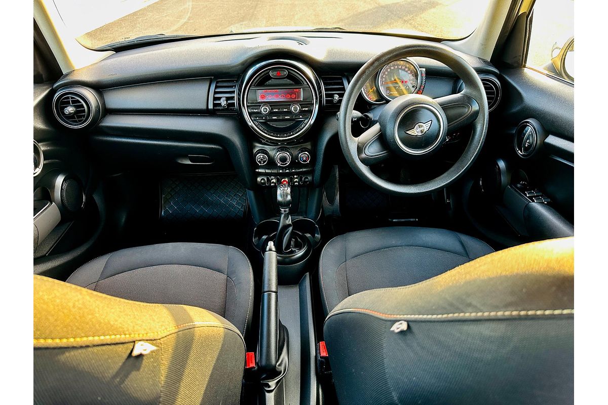 2015 MINI ONE  F55