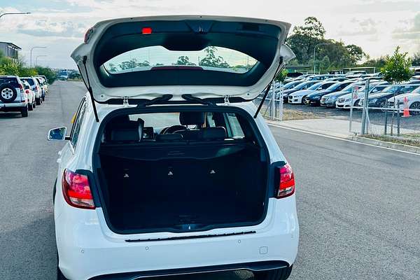 2016 Mercedes-Benz B180  246 MY16