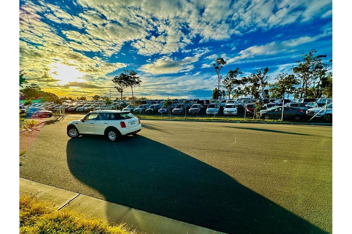 2015 MINI ONE  F55