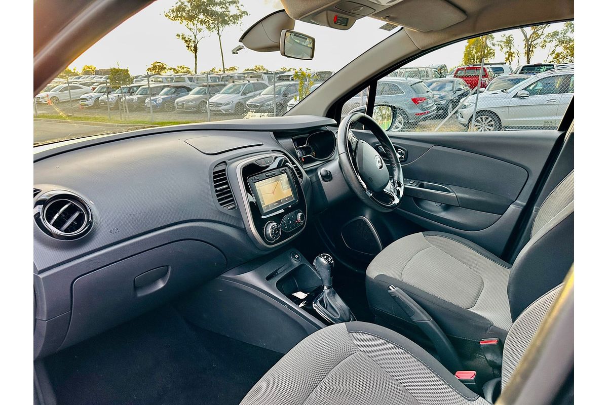 2015 Renault CAPTUR EXPRESSION J87