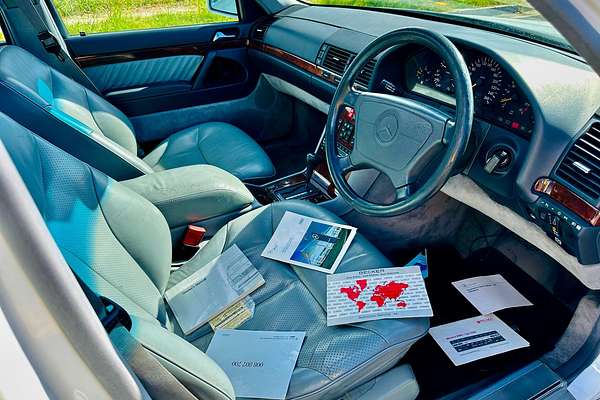 1995 Mercedes-Benz S320  W140