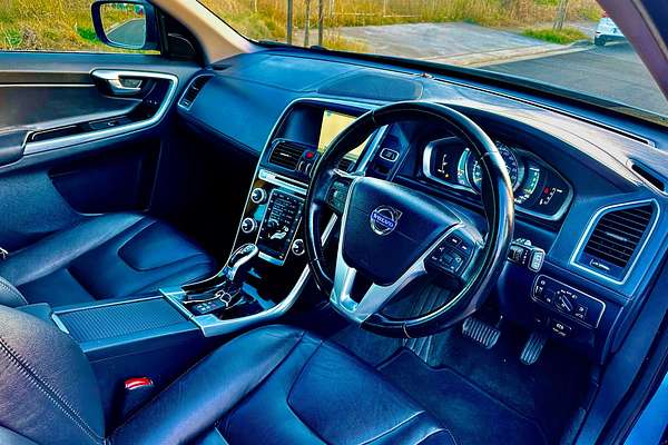 2015 Volvo XC60 D4 KINETIC DZ MY16