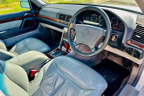 1995 Mercedes-Benz S320  W140