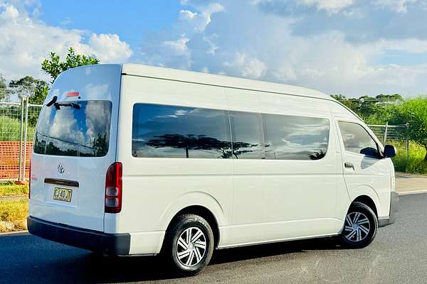 2010 Toyota HIACE COMMUTER TRH223R MY11 UPGRADE