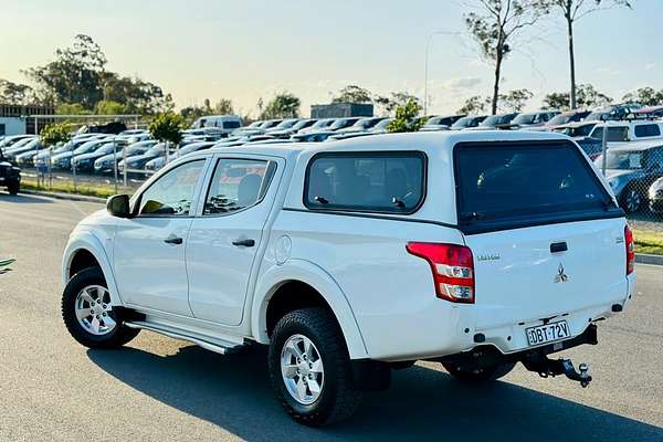 2015 Mitsubishi Triton GLX 4x4 MQ Auto Dual Cab 2.4L Diesel Turbo 4X4