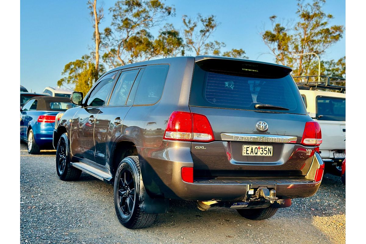 2007 Toyota Landcruiser GXL 4x4 UZJ200R V8 Auto 8 Seats Wagon