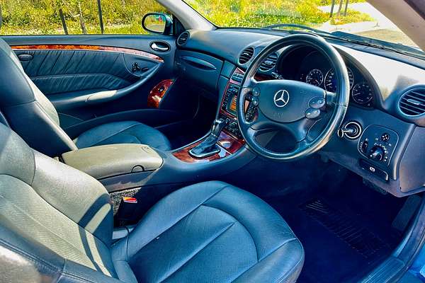 2004 Mercedes-Benz CLK320 AVANTGARDE C209