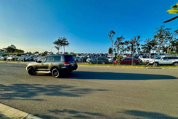 2007 Toyota Landcruiser GXL 4x4 UZJ200R V8 Auto 8 Seats Wagon