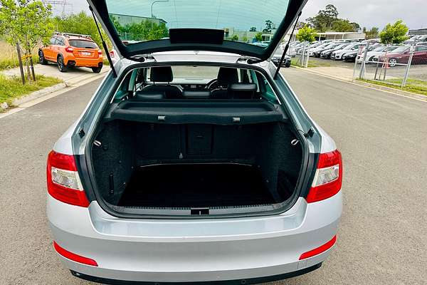 2013 SKODA Octavia 110TDI ELEGANCE 2.0L 6 Spd Auto Sedan MY14
