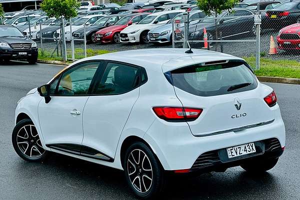 2015 Renault Clio EXPRESSION X98 Turbo Auto Hatch