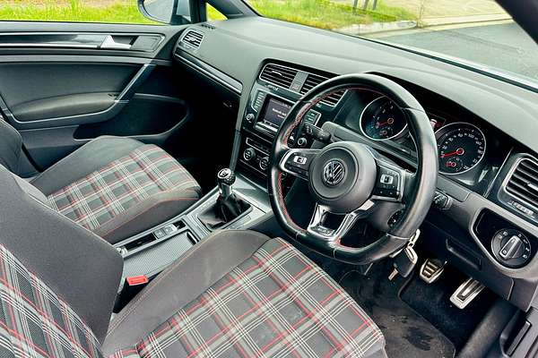 2014 Volkswagen Golf GTi AU MY14 2.0L 6 Spd Manual Turbo