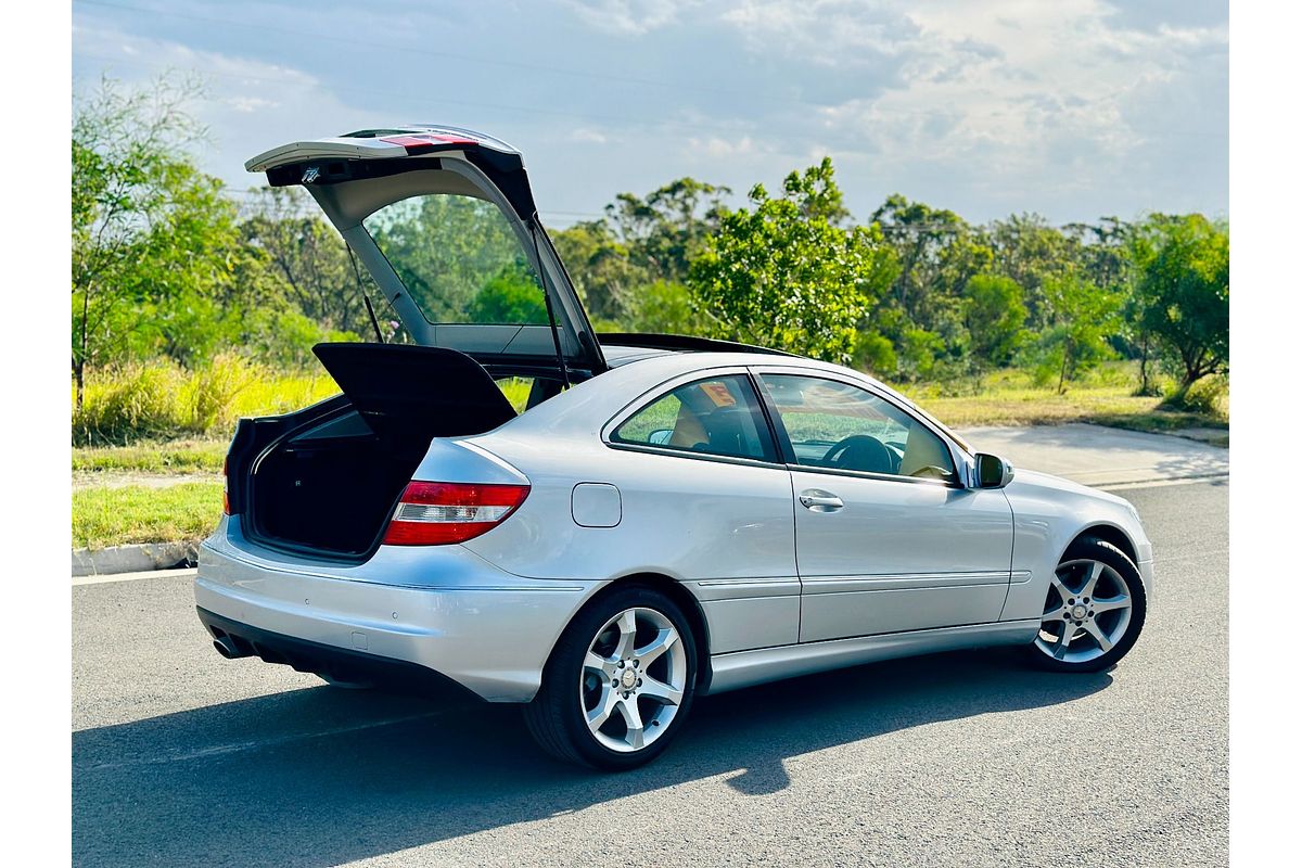 2009 Mercedes-Benz CLC 200 KOMPRESSOR 203