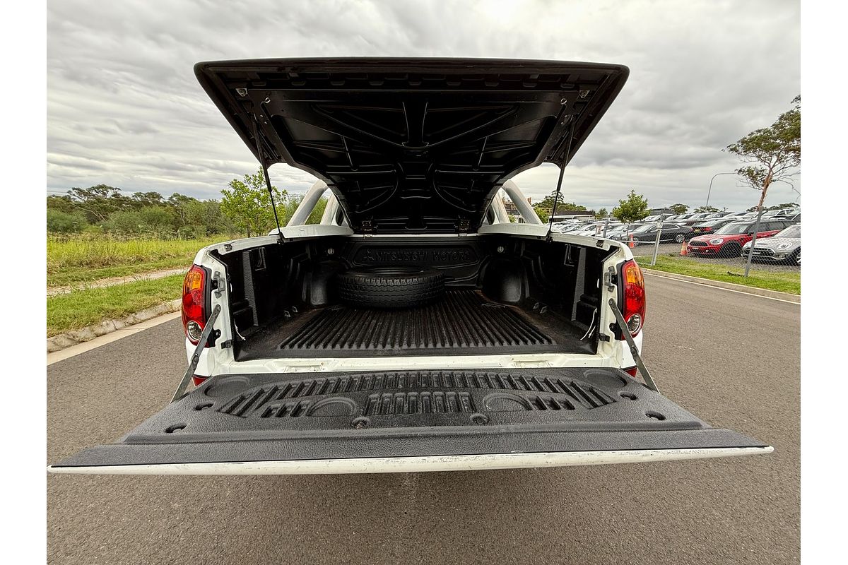 2009 Mitsubishi Triton GLX ML MY09 2.4L Petrol Dual Cab Ute