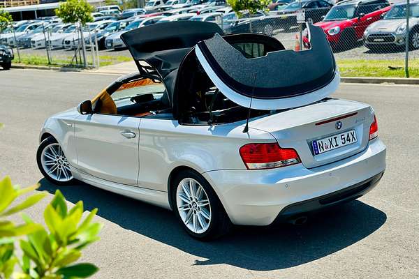 2010 BMW 1 23d E88 MY11