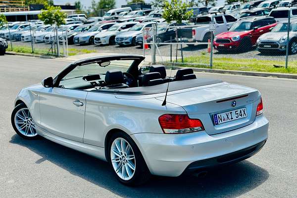 2010 BMW 1 23d E88 MY11