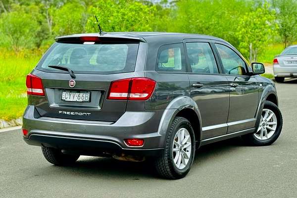 2015 Fiat FREEMONT  JF MY15
