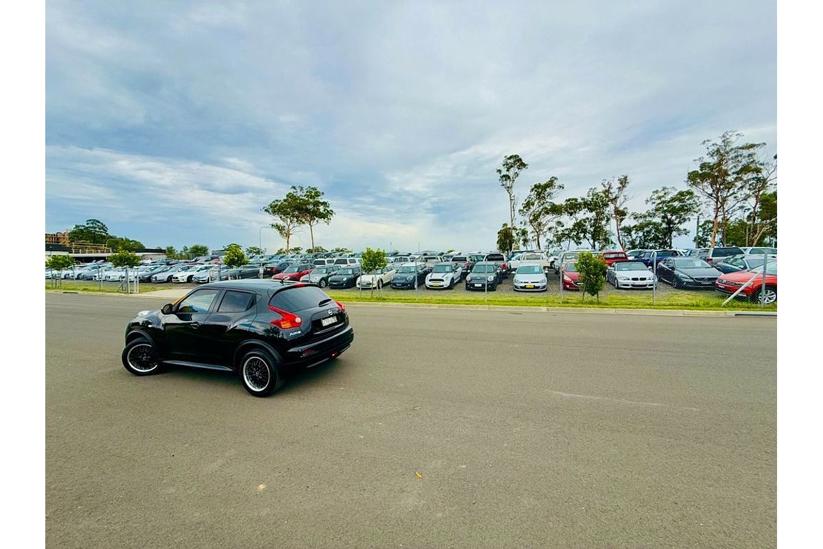 2015 Nissan JUKE ST (FWD) F15