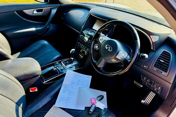 2014 INFINITI QX70 3.7 GT Sports Luxury 4x4 7 Spd SUV