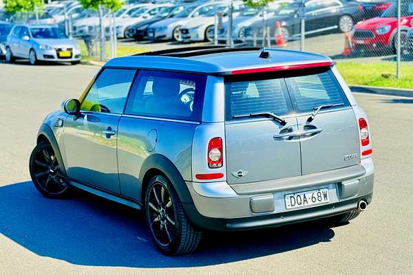 2009 MINI COOPER CLUBMAN R55