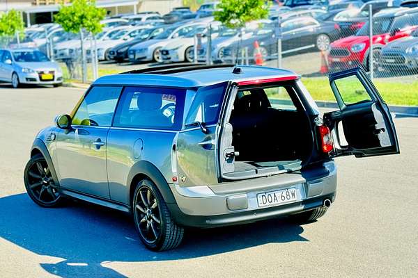 2009 MINI COOPER CLUBMAN R55