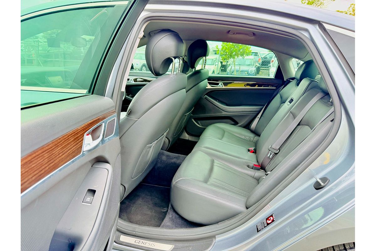 2016 Hyundai Genesis DH 3.8L V6 8 Spd Auto Luxury Saloon