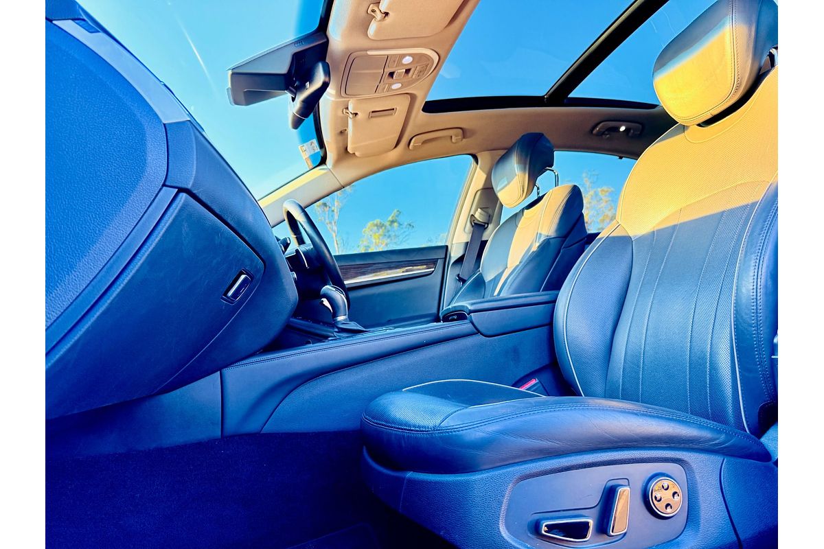 2015 Hyundai GENESIS (ULTIMATE PACK) DH