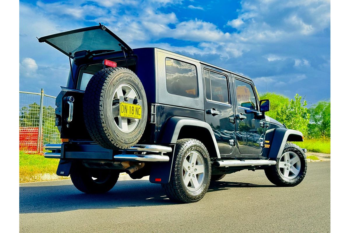 2010 Jeep WRANGLER UNLIMITED SPORT (4x4) JK MY09