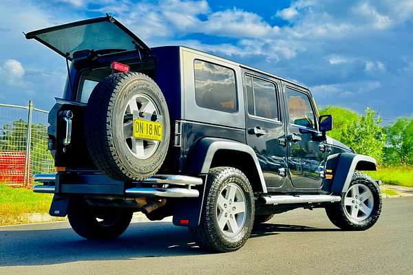 2010 Jeep WRANGLER UNLIMITED SPORT (4x4) JK MY09