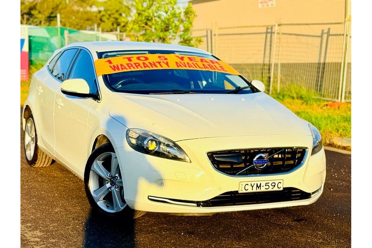 2014 Volvo V40 D4 LUXURY M 2.0L DT Turbo Diesel Hatch