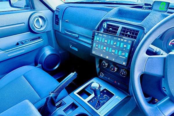2012 Dodge NITRO SXT KA MY10