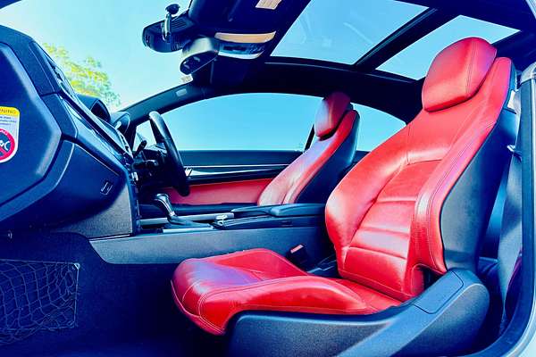 2011 Mercedes-Benz E250 CGI AVANTGARDE 207
