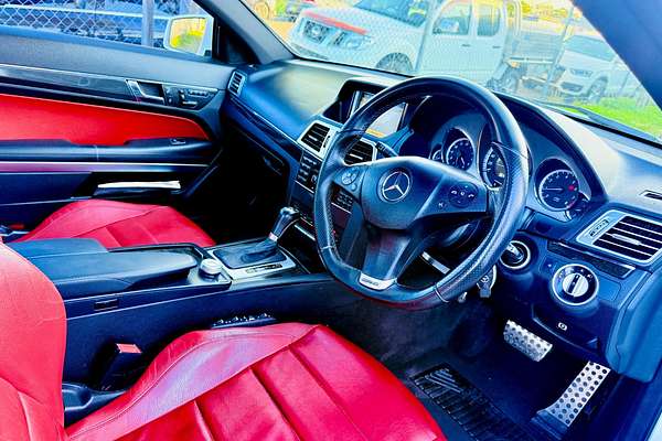 2011 Mercedes-Benz E250 CGI AVANTGARDE 207