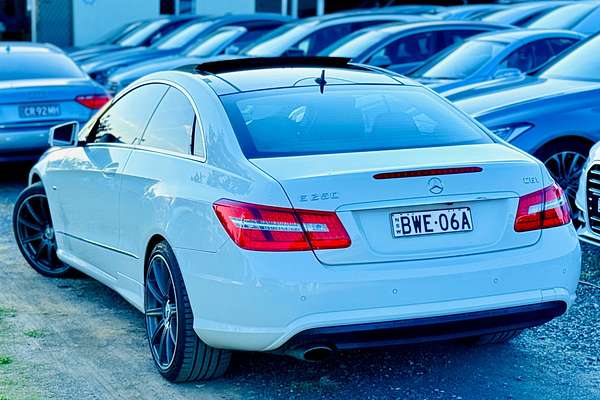 2011 Mercedes-Benz E250 CGI AVANTGARDE 207