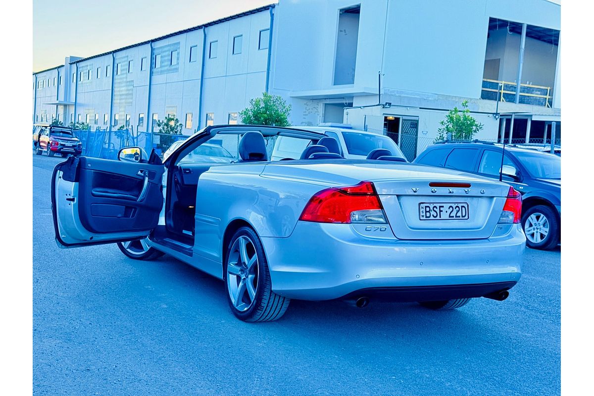 2010 Volvo C70 Hardtop Convertible T5 2.5L Turbo Luxury
