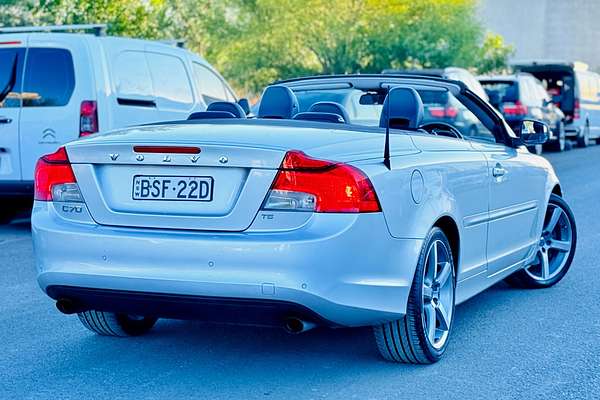 2010 Volvo C70 Hardtop Convertible T5 2.5L Turbo Luxury