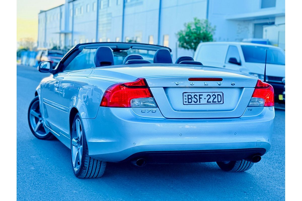 2010 Volvo C70 Hardtop Convertible T5 2.5L Turbo Luxury
