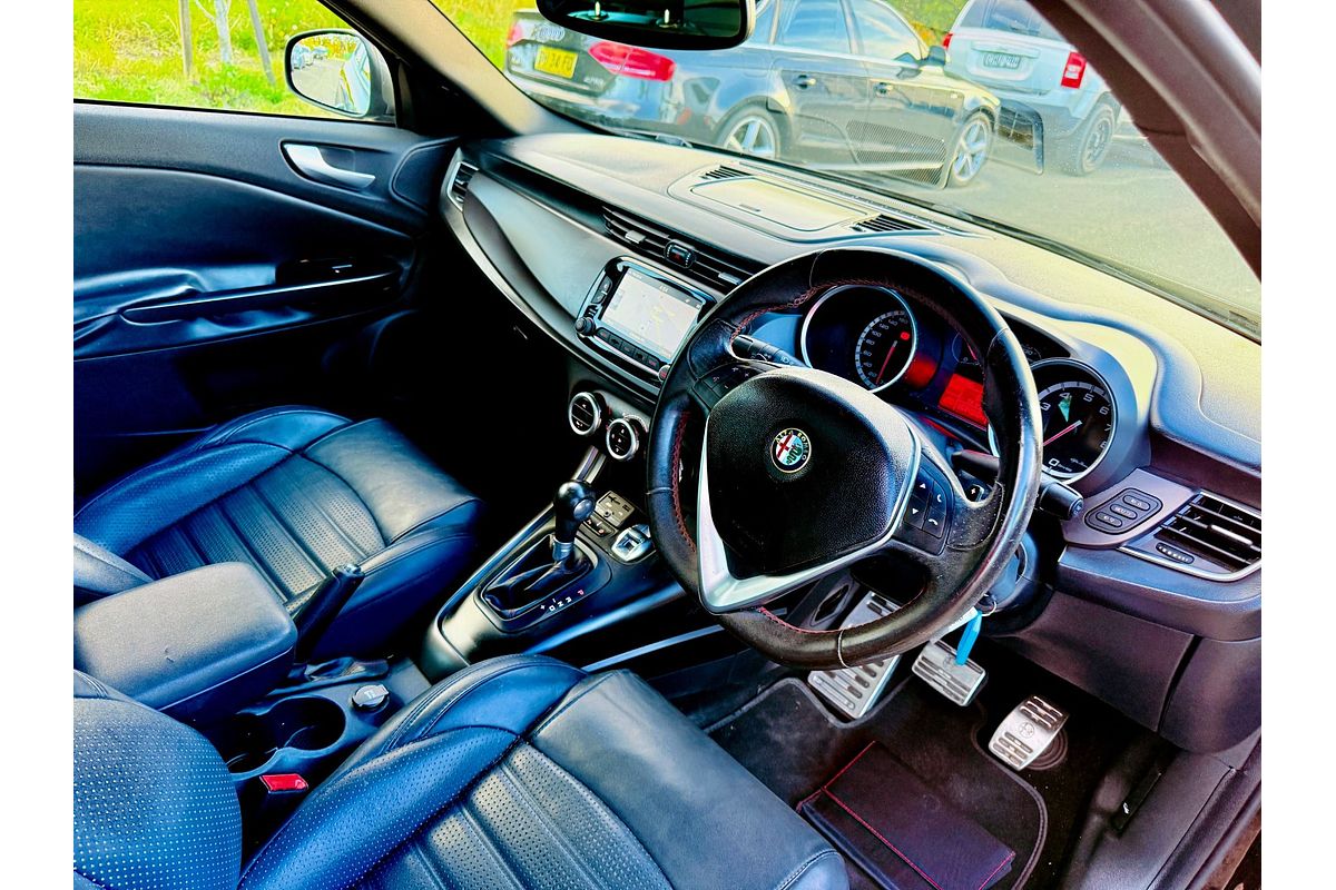 2015 Alfa Romeo Giulietta DISTINCTIVE Hatch Turbo Auto Luxury